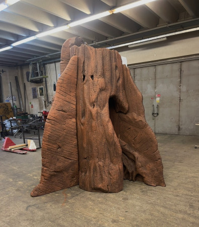 Anthropos : Tisíc tváří Amazonie, maketa typického amazonského stromu Ceiba